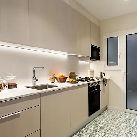 Isilf - 2 Bedrooms And Balcony In Sant Gervasi Apartment *