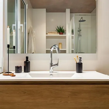 Isilf - 2 Bedrooms And Balcony In Sant Gervasi Apartment Barcelona