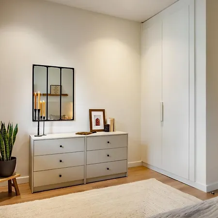 Apartment Isilf - 2 Bedrooms And Balcony In Sant Gervasi *